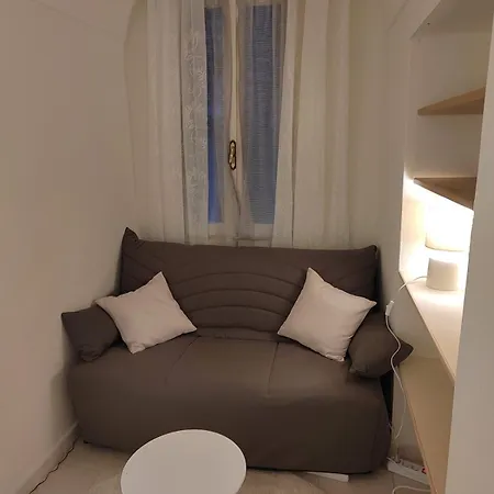 Monet-dolceacqua Daire