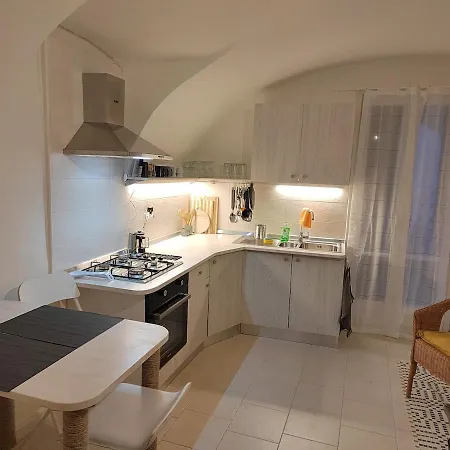 Daire Monet-dolceacqua *