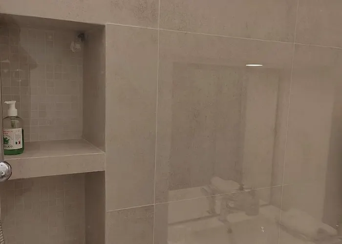 Monet-dolceacqua アパート ドルチェアックア